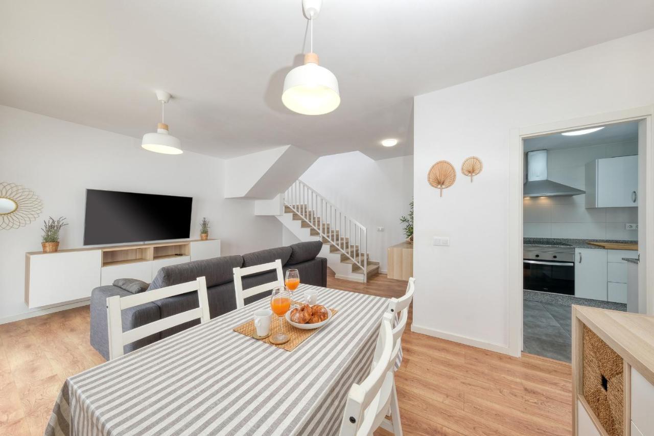 Casa Juana Isabela-Villas Gardenia Коста-Тегисе Экстерьер фото